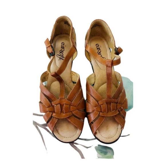 Eurosoft Womens Brown Leather T Strap Buckle Open Toe Alicia Sandal 10M - Picture 1 of 8